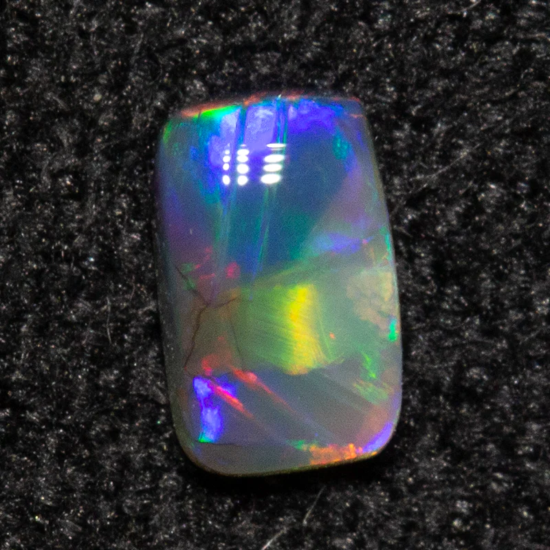 0.13 ct dark opal 4.2x2.6x1.4mm - Image 2