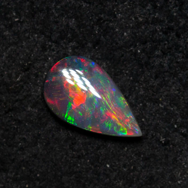 0.20 ct black opal 5.7x3.4x1.6mm - Image 2