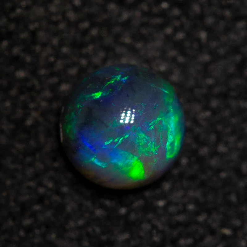 0.21 ct black opal 3.7x3.6x2.5mm - Image 2