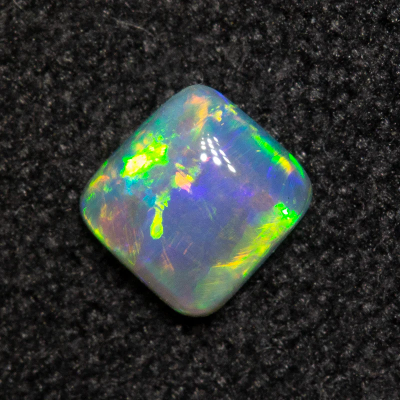0.21 ct crystal opal 4x3.8x1.8mm - Image 2