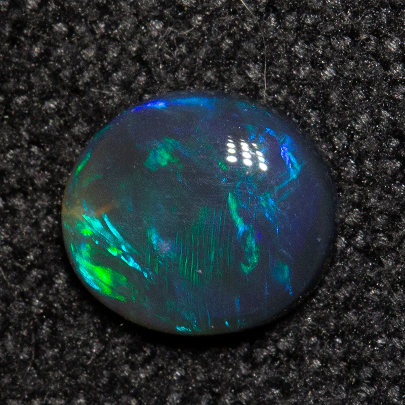 0.24 ct black opal 5.1x4.5x1.5mm - Image 2