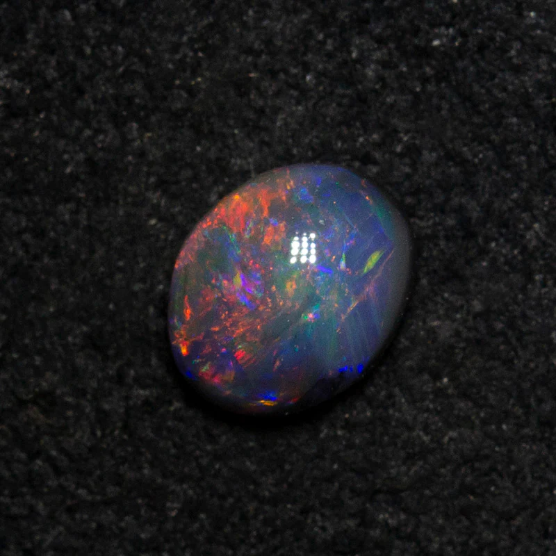 0.25 ct black opal 4.9x4x2.2mm - Image 2