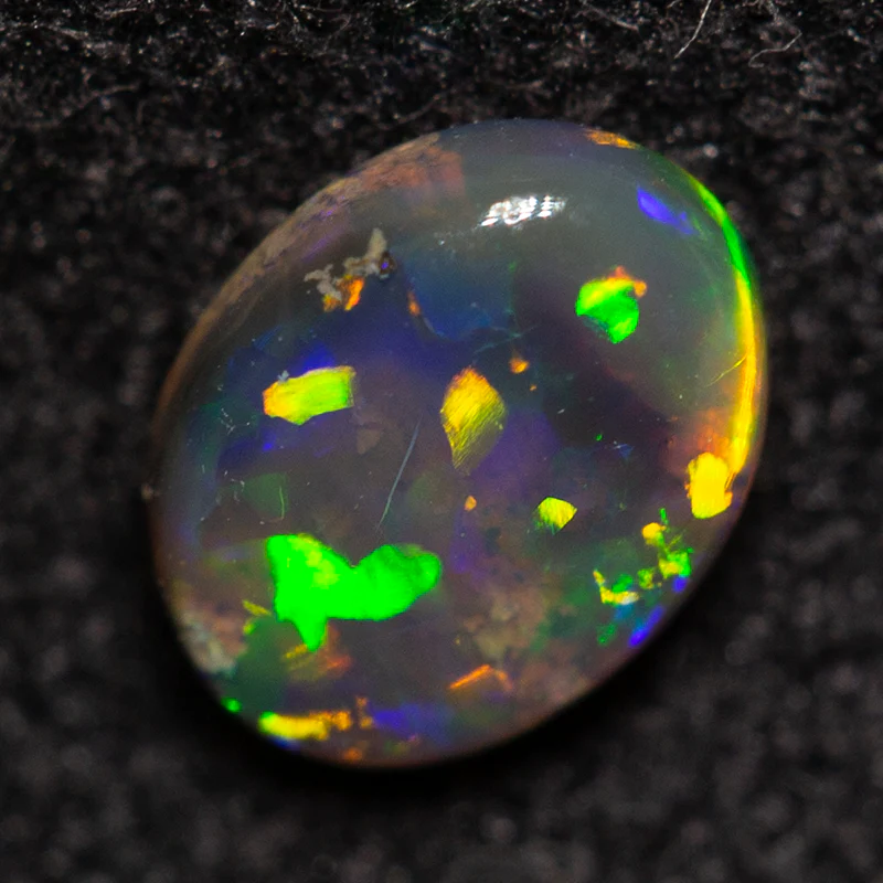 0.26 ct black opal 5.2x4x2mm - Image 2