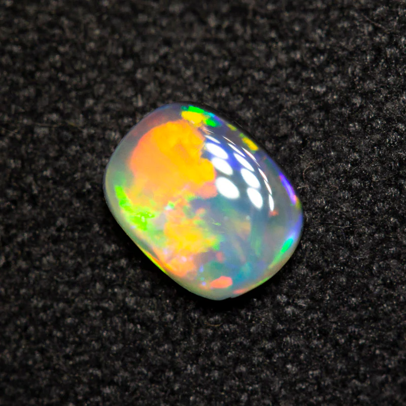 0.28 ct black opal 4.9x3.8x2mm - Image 3
