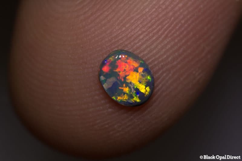 0.28 ct semi black opal 5x4x2mm - Image 2