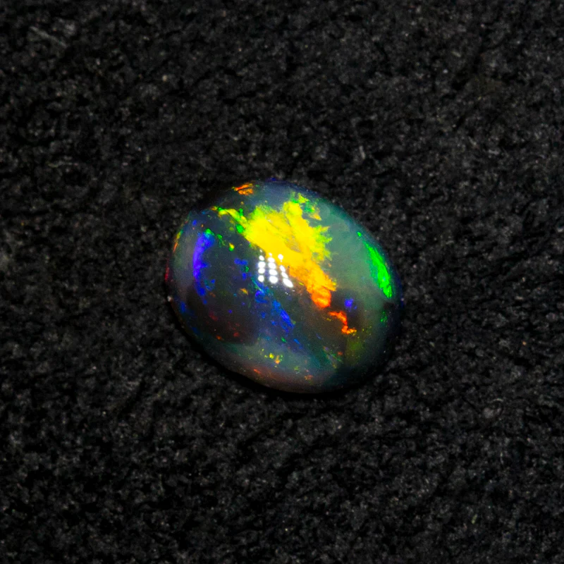 0.29 ct black opal 5.1x4x2.3mm - Image 2