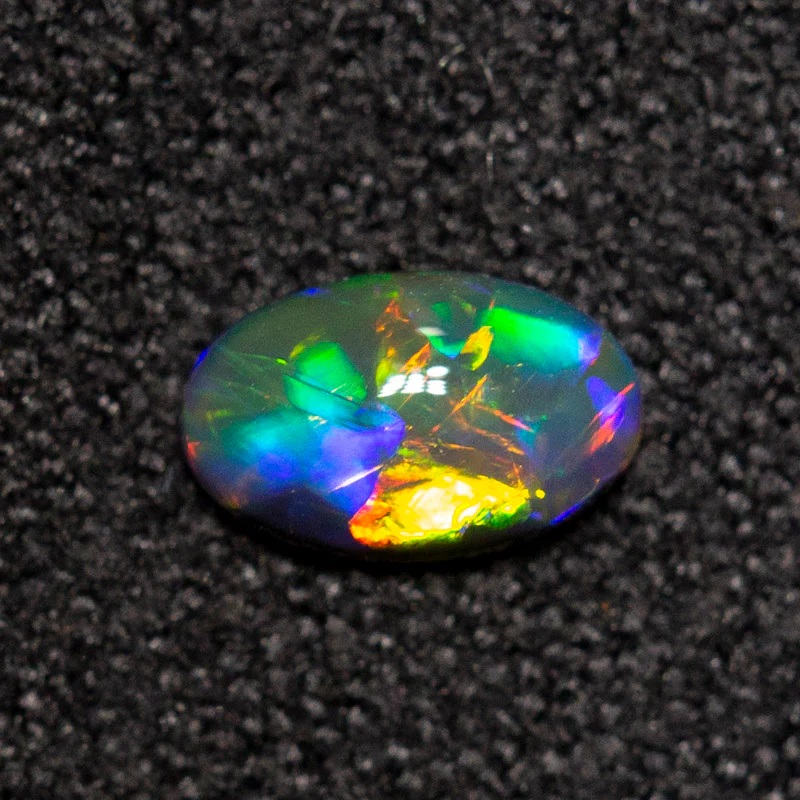 0.29 ct black opal 5.8x3.7x2mm - Image 3