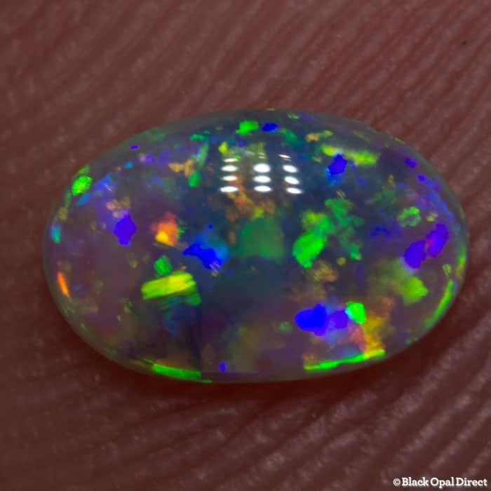 0.31 ct semi black opal 6.5x4x2mm - Image 3