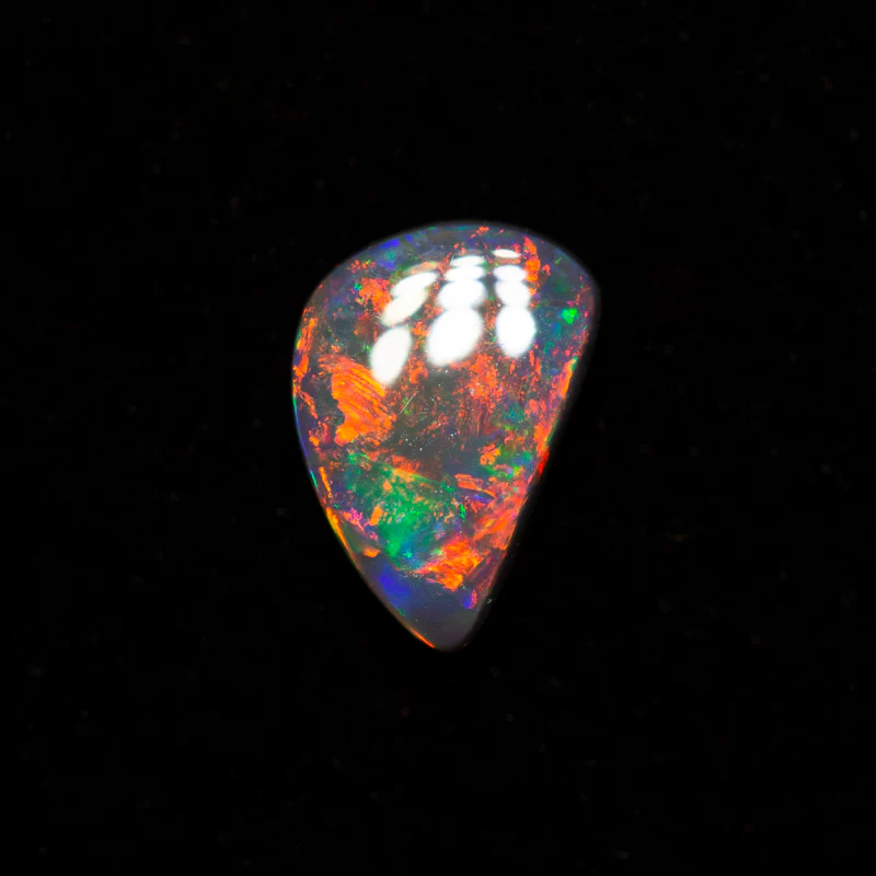 0.32 ct black opal 6.7x4.4x1.9mm - Image 2