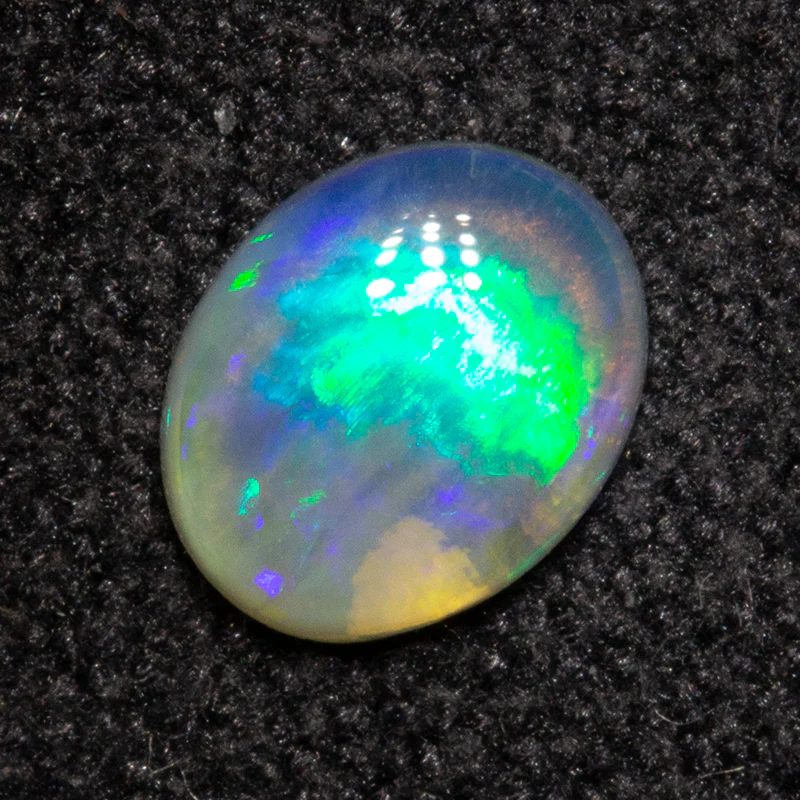 0.32 ct crystal opal 5.7x4.6x1.8mm - Image 2