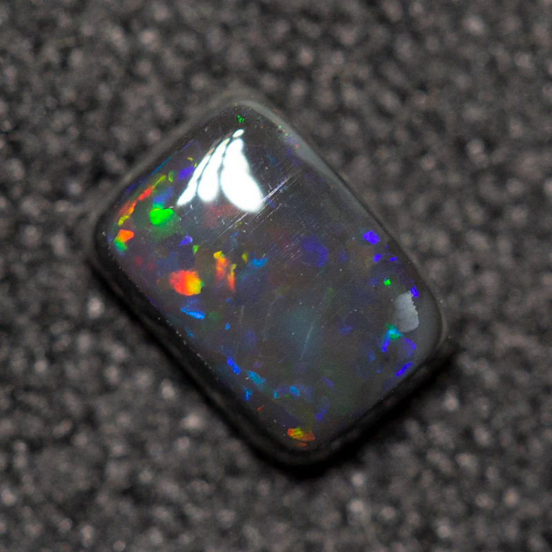 0.33 ct black opal 5.1x3.6x2.1mm - Image 3