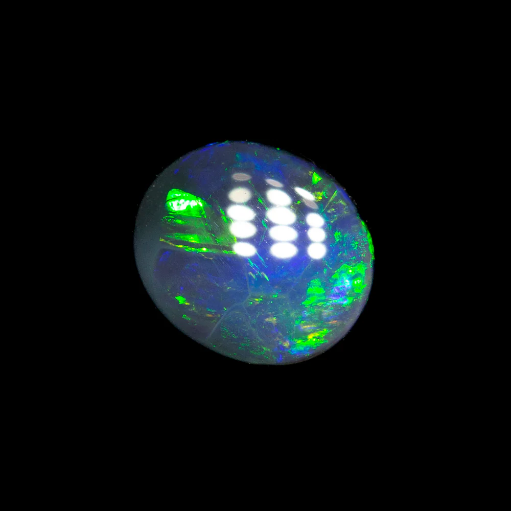 0.34 ct black opal 5.5x4.8x1.9mm - Image 2
