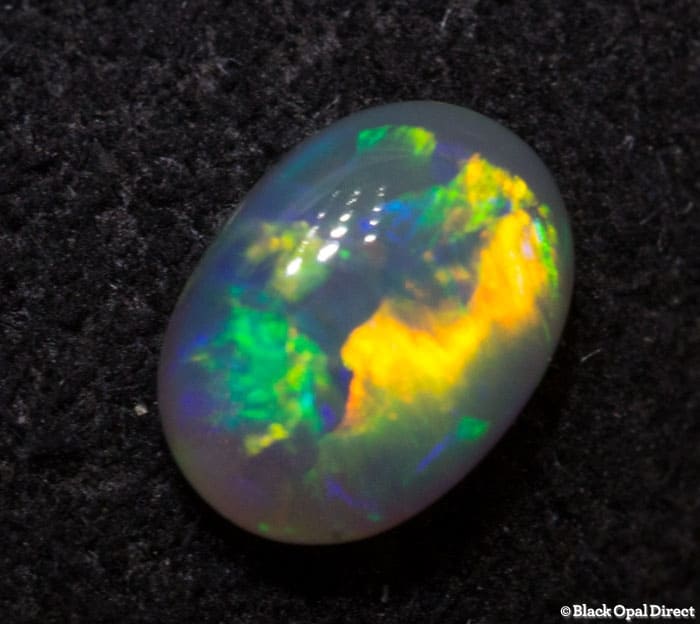0.34 ct crystal opal 5.5x4x2mm - Image 2