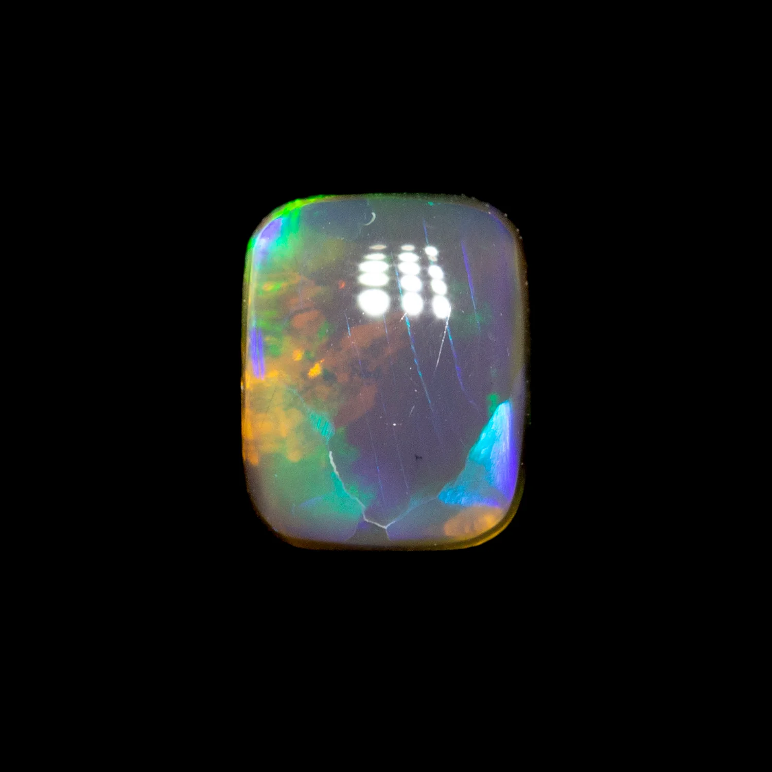 0.36 ct black crystal opal 5.1x4.2x2.1mm - Image 2