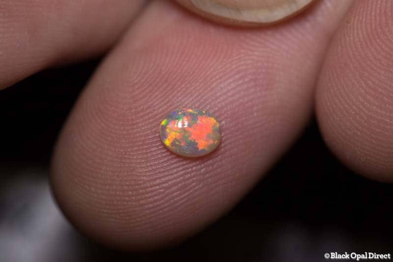 0.37 ct crystal opal 5.5x4.5x2mm - Image 3