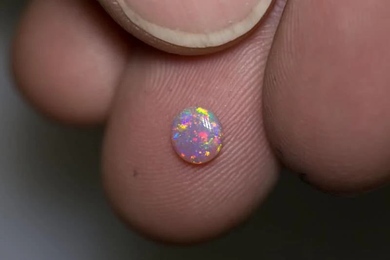 0.37 ct crystal opal 5.5x5x2mm - Image 3