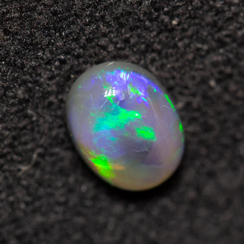 0.39 ct black opal 5.5x4.4x2.5mm - Image 2