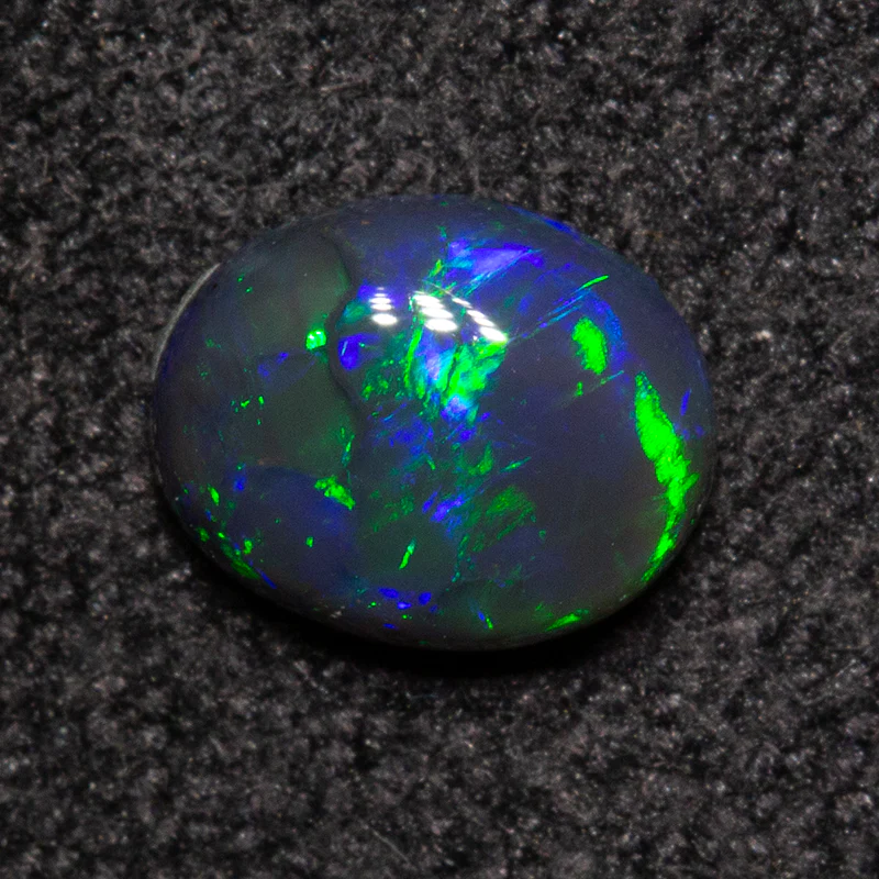 0.39 ct black opal 5.6x4.5x2.2mm - Image 2