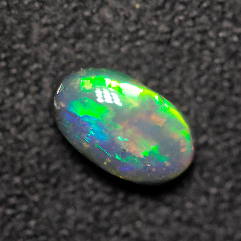0.40 ct black opal 6.1x3.6x2.6mm - Image 2