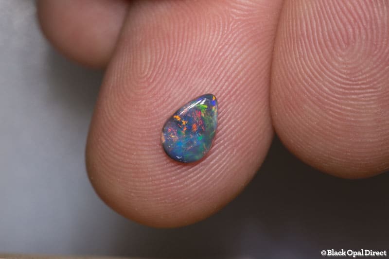 0.40 ct drop shaped black opal 7x5x1mm - Image 2