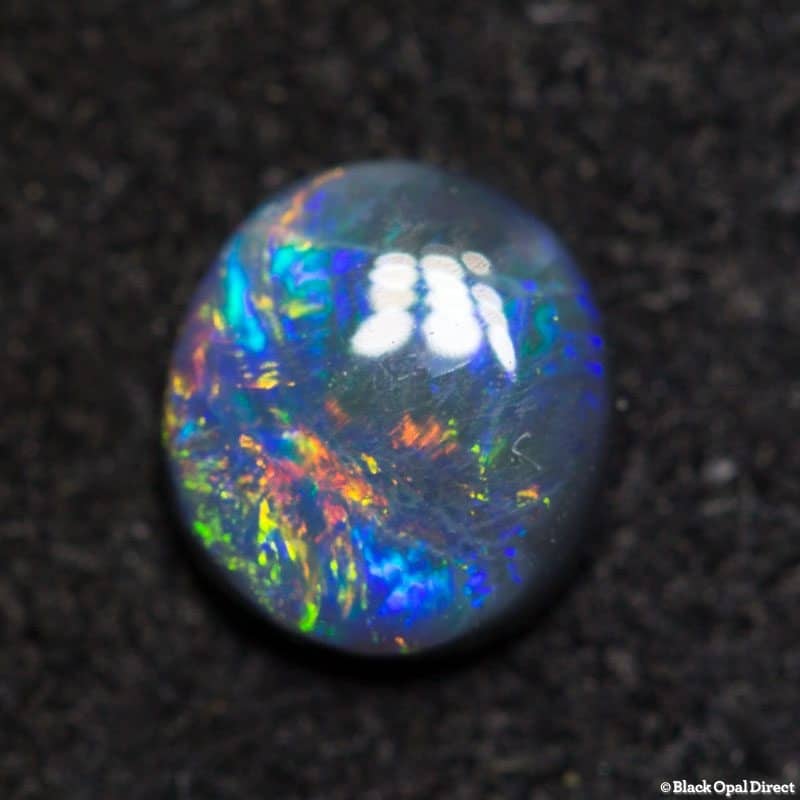 0.41 ct black opal 5.5x5x2mm - Image 2