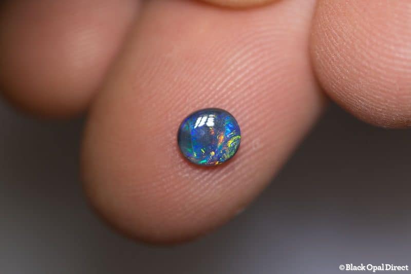 0.41 ct black opal 5.5x5x2mm - Image 3