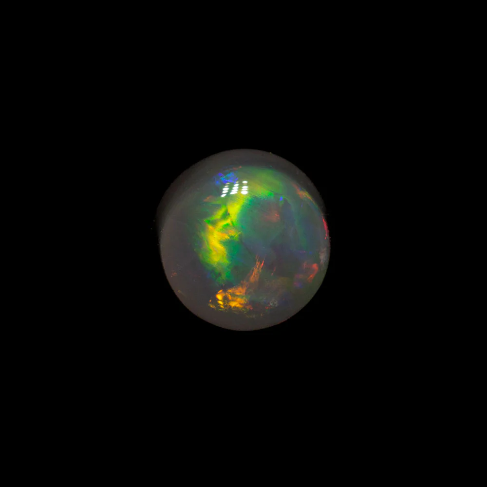 0.41 ct black opal 5x5x2.4mm - Image 2