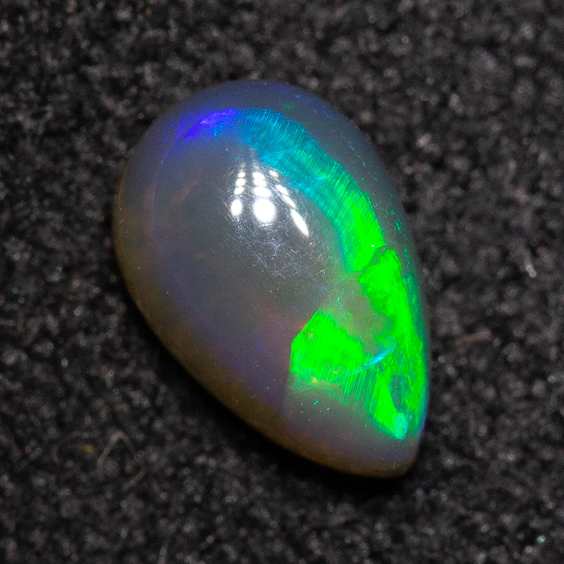 0.41 ct crystal opal 6.1x4x2.7mm - Image 2