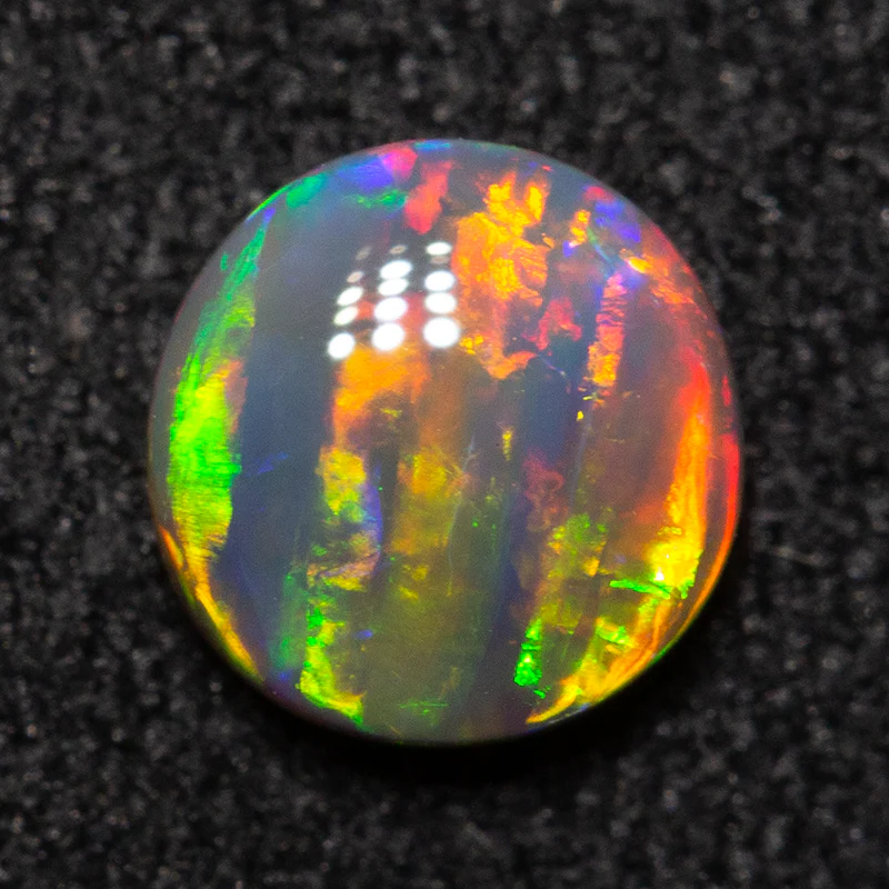 0.43 ct black opal 5.3x5.2x2.3mm - Image 3