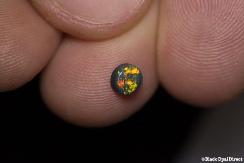 0.43 ct black opal 5x4.5x2mm - Image 2