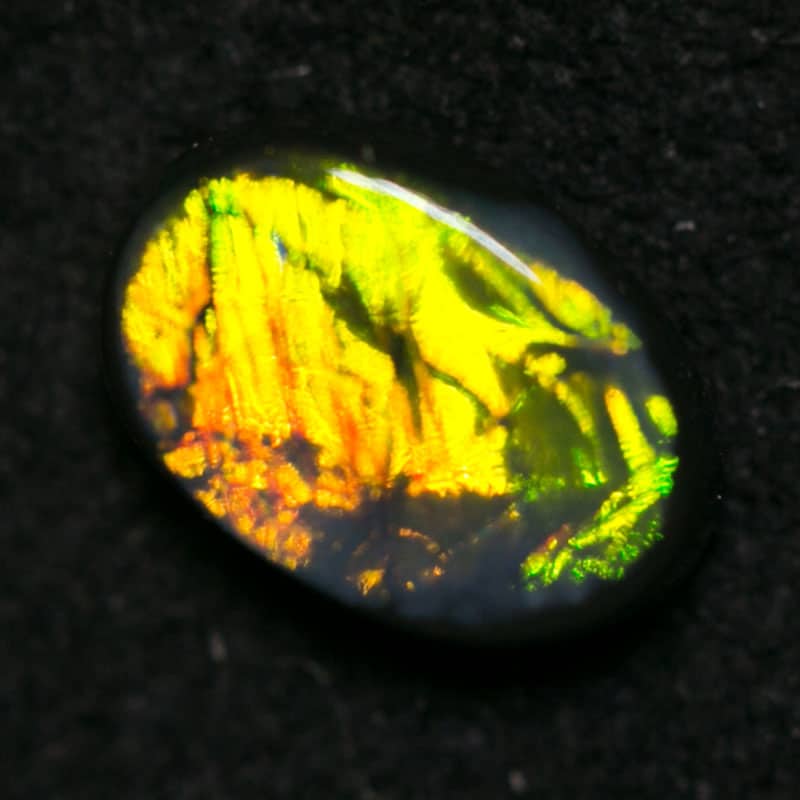 0.43 ct black opal 6x4x2mm - Image 2