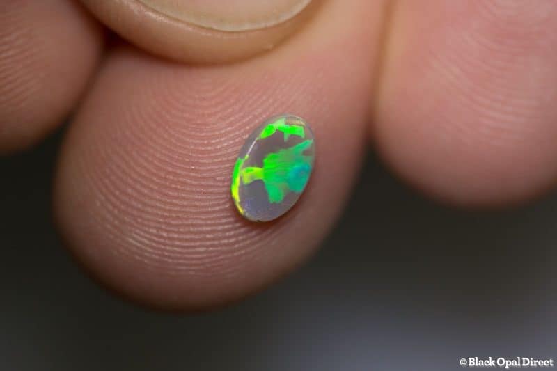 0.43 ct semi black opal 7.4x5x1.5 - Image 2
