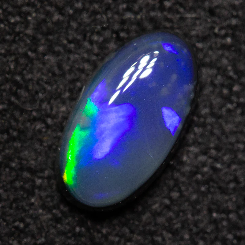 0.44 ct black opal 7x3.9x2.3mm - Image 2