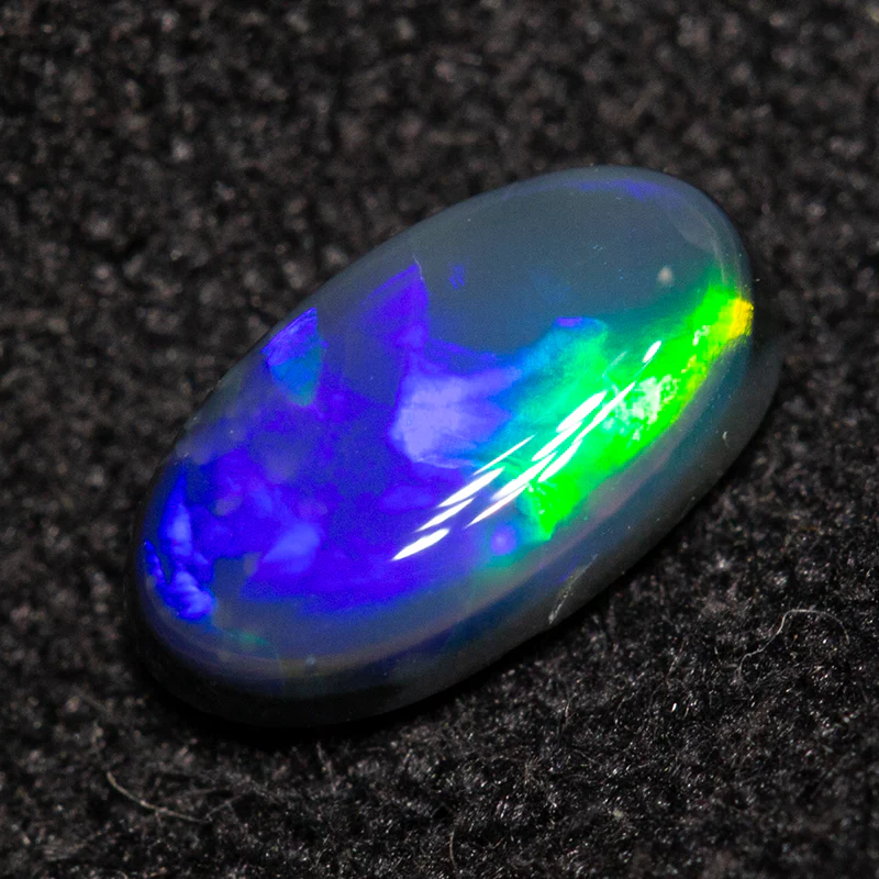 0.44 ct black opal 7x3.9x2.3mm - Image 3