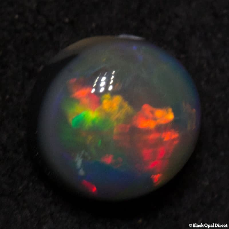 0.44 ct black opal stud 4.5x4x3mm - Image 3