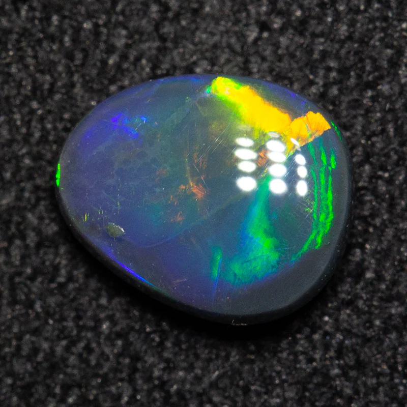 0.46ct black opal 6x5x2mm - Image 2