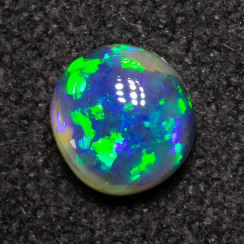 0.47 ct black opal 5.1x4.8x2.7mm - Image 2