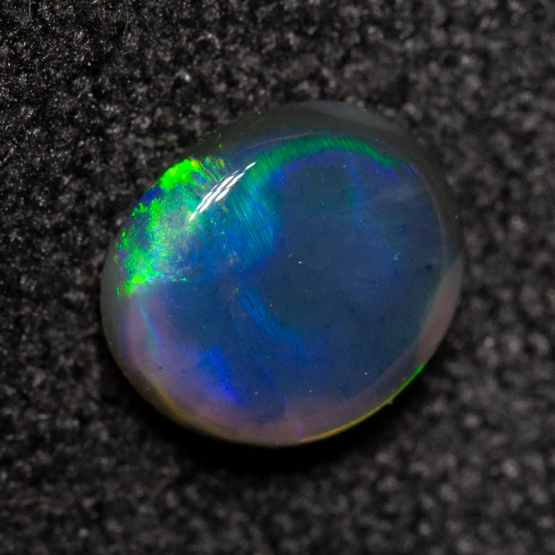 0.47 ct black opal 5.9x5.1x2.5mm - Image 3
