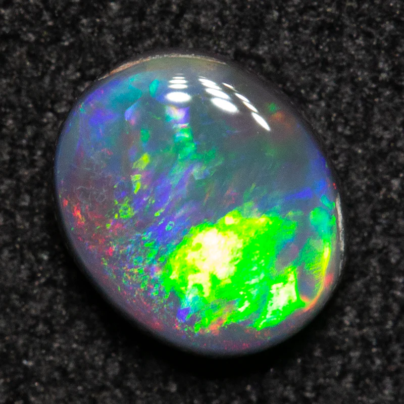0.47 ct dark opal 5.7x4.8x2.3mm - Image 2