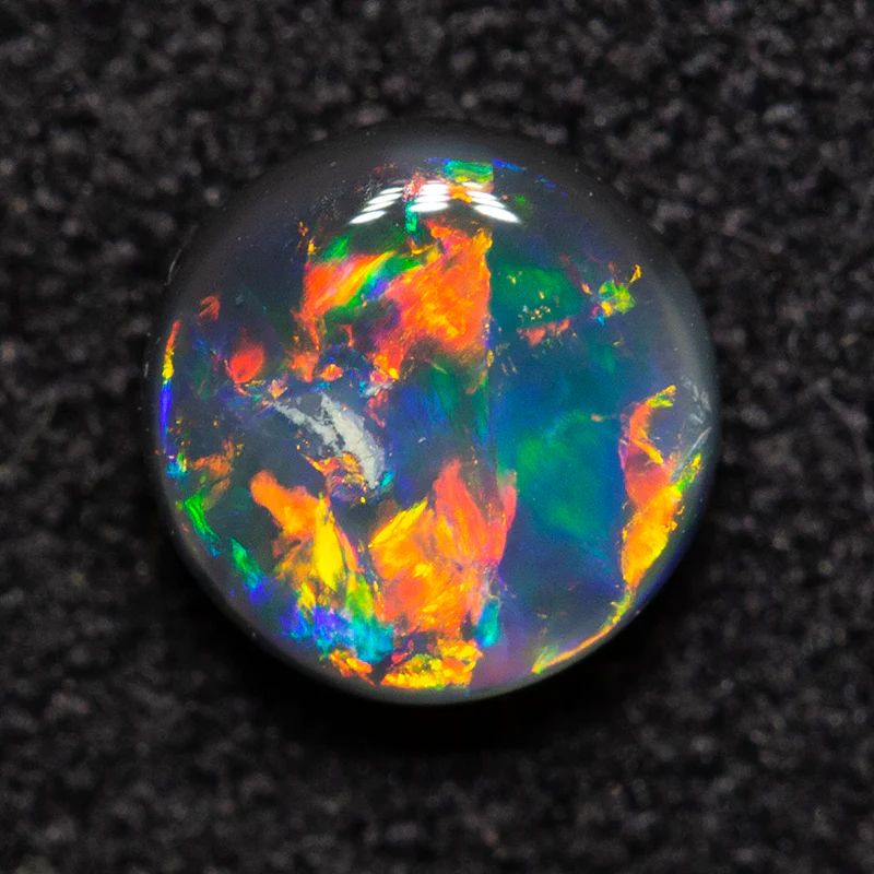 0.48 ct black opal 5.1x5.1x2.5mm - Image 2