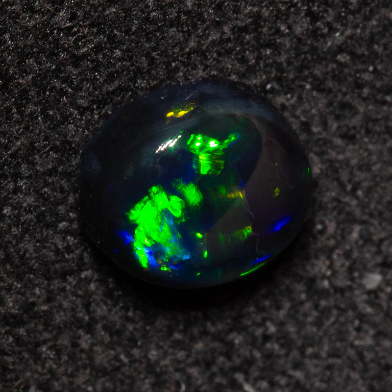0.49 ct black opal 4.7x5.4x2.6mm - Image 3