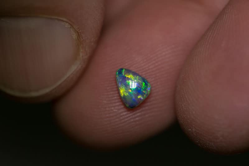 0.49 ct drop shape opal 6x5x3mm - Image 3