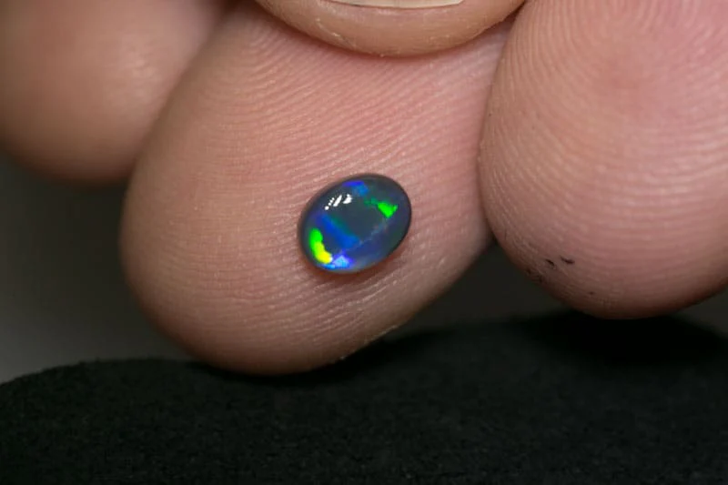 0.50 ct black opal 6x4.5x2mm - Image 3