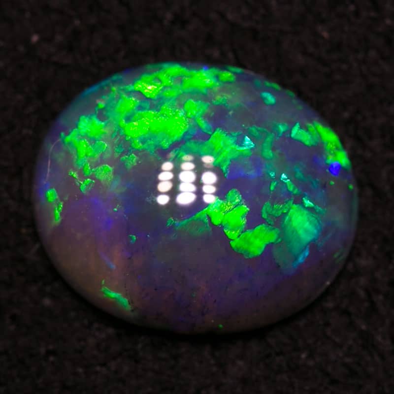 0.50 ct dark crystal opal 6.5x5x2mm - Image 3