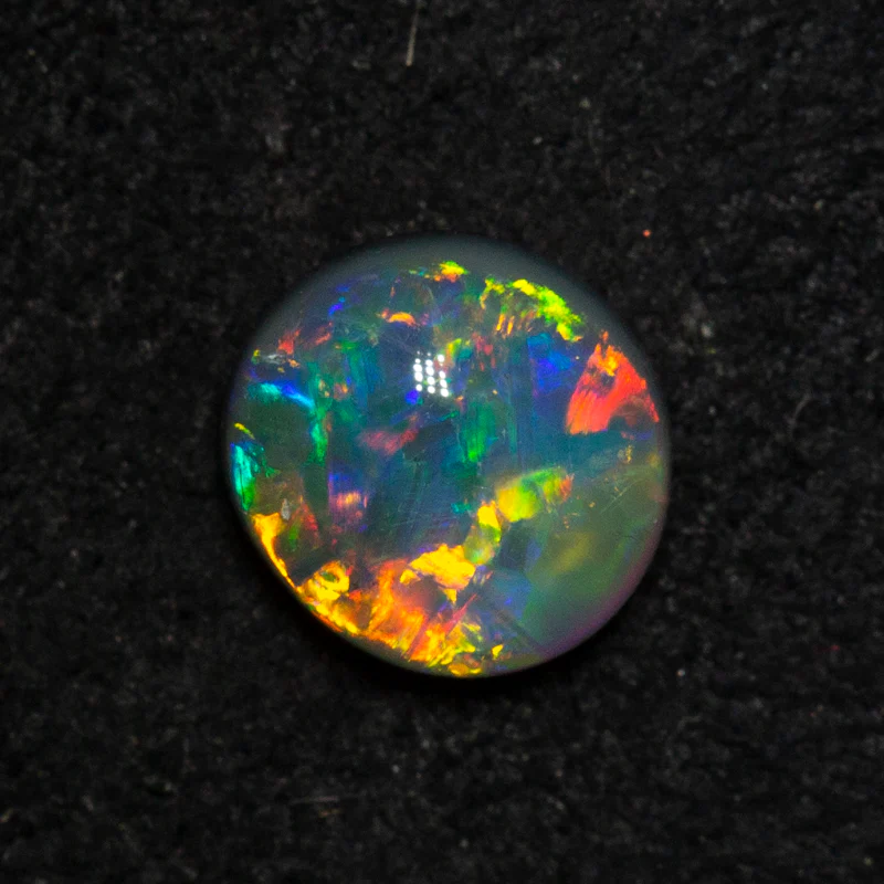 0.51 ct black opal 5.8x5.3x2.8mm - Image 2