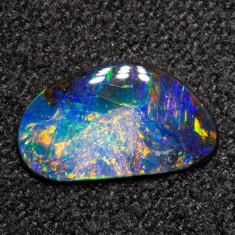 0.51 ct boulder opal 8.7x5x1.7mm - Image 2