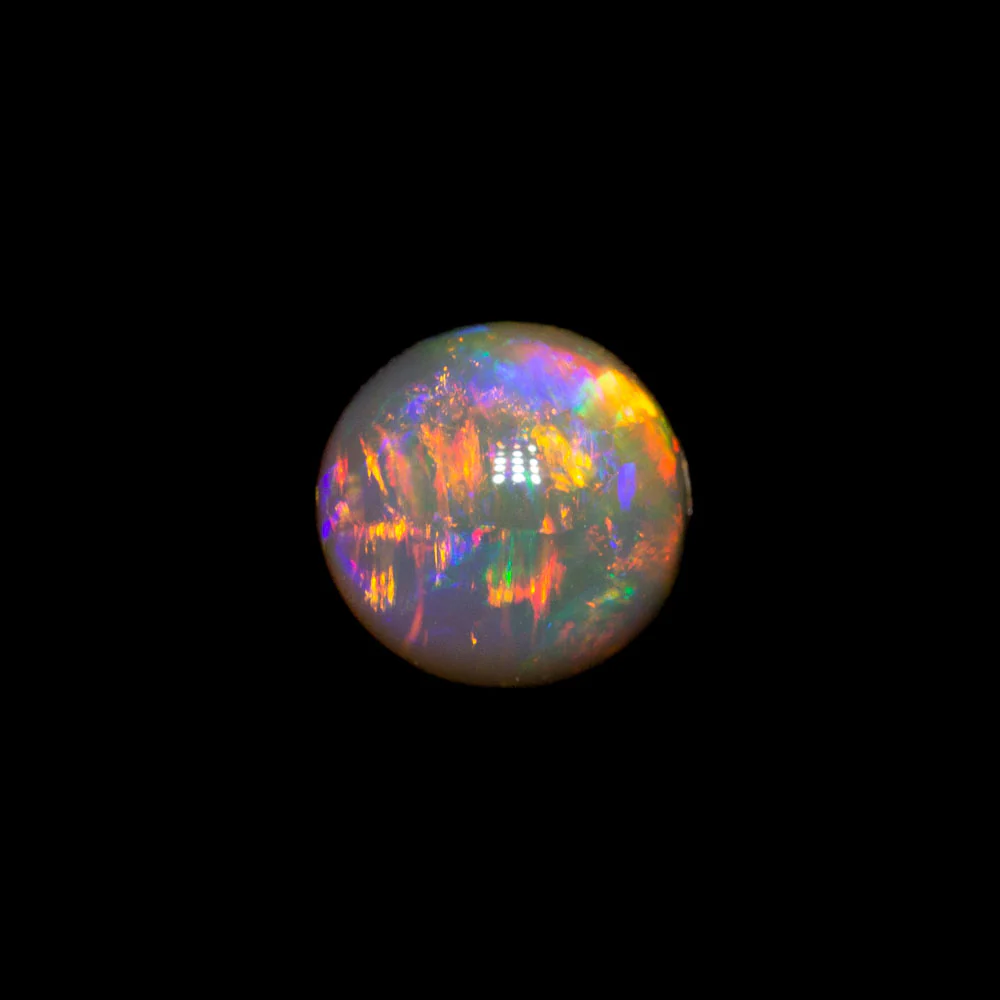 0.51 ct dark crystal opal 4.9x4.9x3.2mm - Image 2