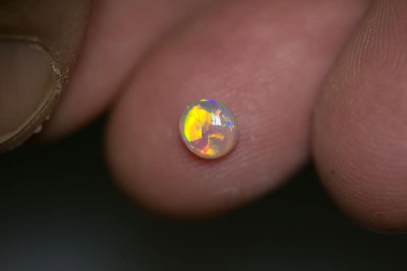 0.51 ct gem crystal opal 5x4.8x3mm - Image 2