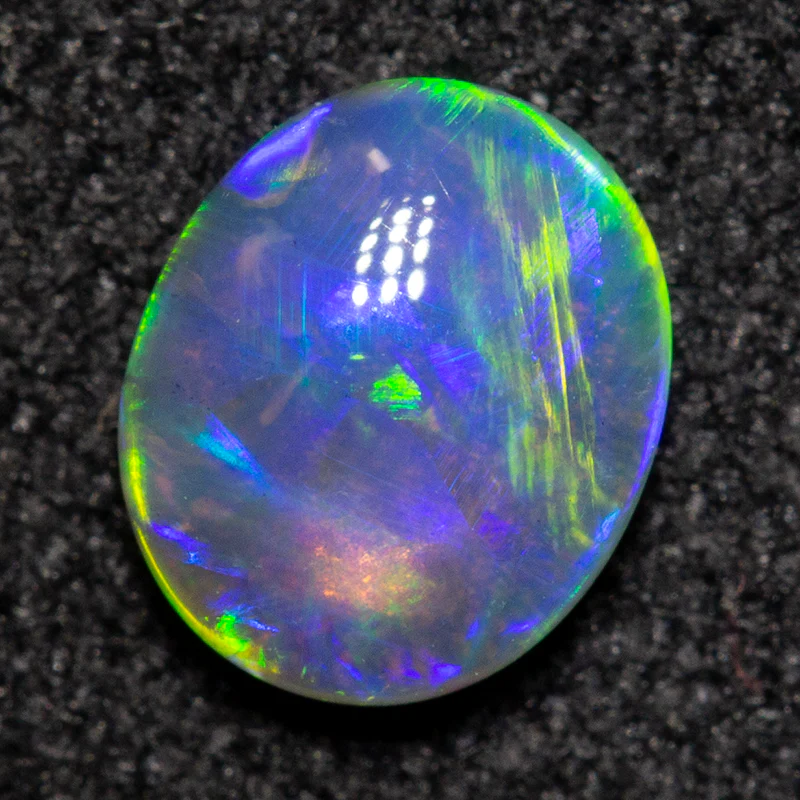 0.52 ct black crystal opal 6.3x5.3x2.5mm - Image 3