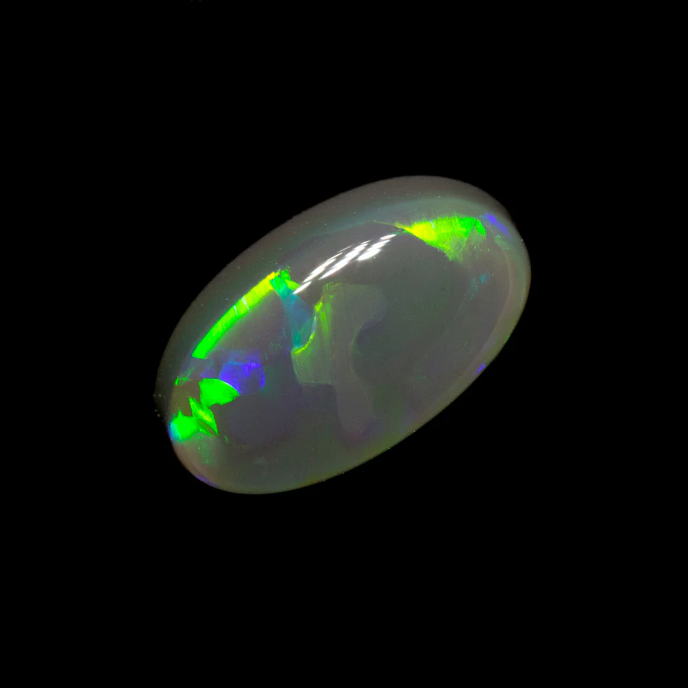 0.52 ct black opal 6.8x4.1x2.6mm - Image 2
